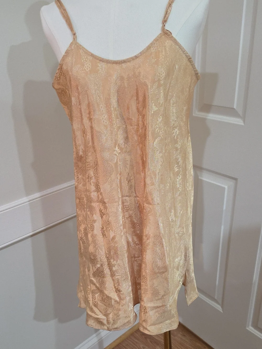 Vintage Valerie Stevens Gold Floral Jacquard Slip Dress Nightgown Chemise-Size L